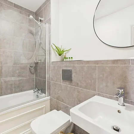 Host & - Cringle * Stokesley