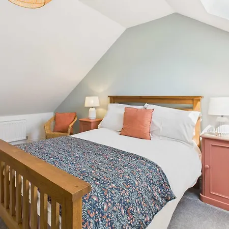 Host & - Cringle * Stokesley