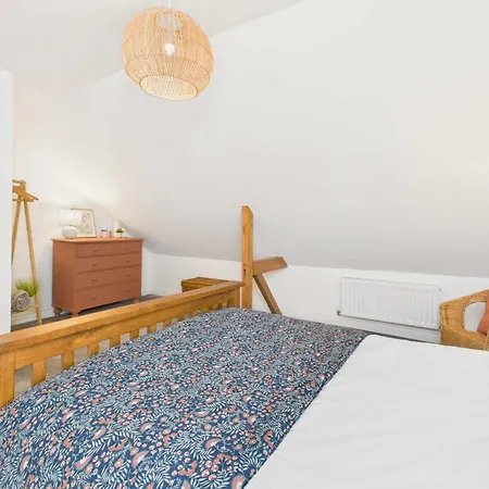 Host & - Cringle Casa de Férias