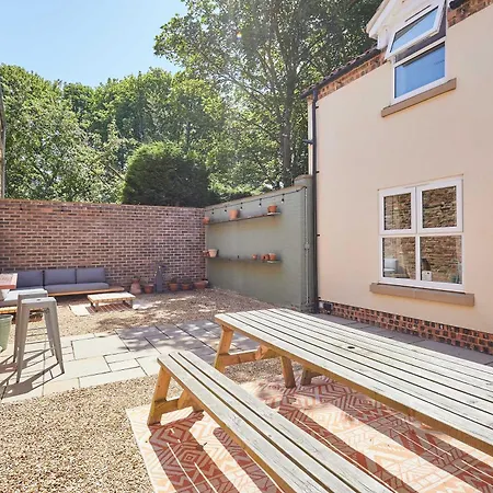 Host & - Cringle Casa de Férias